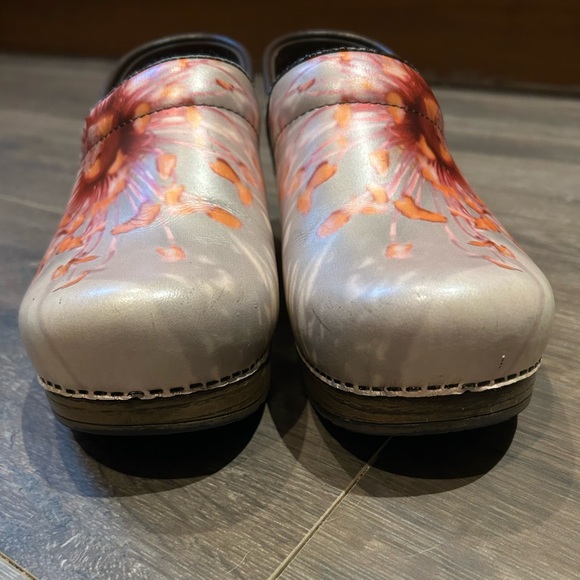 Floral Pink Poppy Dansko Mules/Clogs - Picture 3 of 14